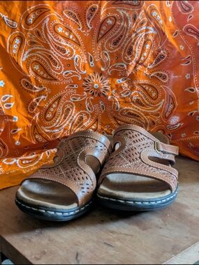 Clarks Women’s Brown Perforated Leather Slide Sandals